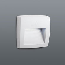 Load image into Gallery viewer, Spazio LED Lorenzo 3.2W 400lm CTC Exterior Downfacing Floor Light
