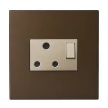 Load image into Gallery viewer, Legrand Arteor Single RSA Socket 4 x 4
