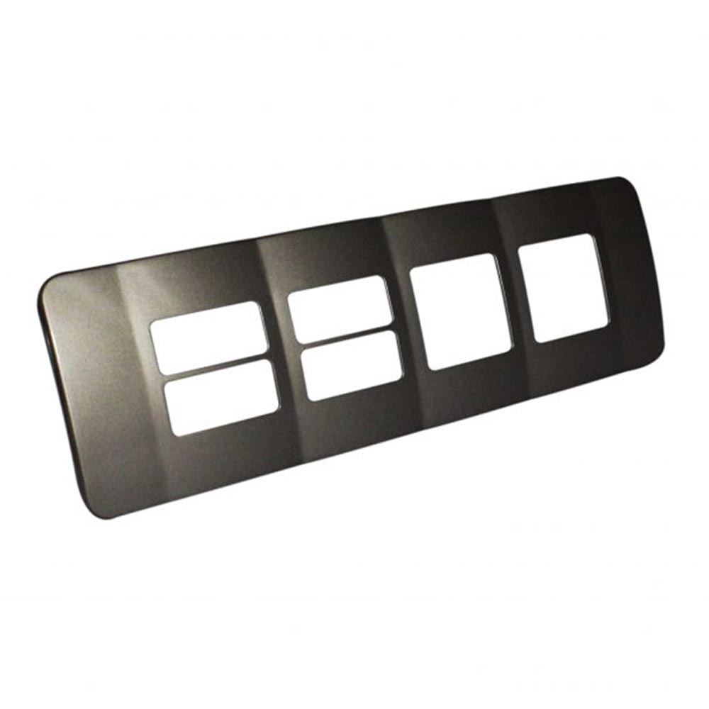 VETi <i>1</i> Omni Cluster 4 Horizontal & 2 Wide Module Cover Plate - Black Trim